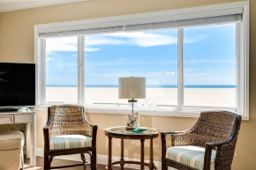TWO BEACHFRONT BUNGALOWS ON THE SAND IN Newport Beach